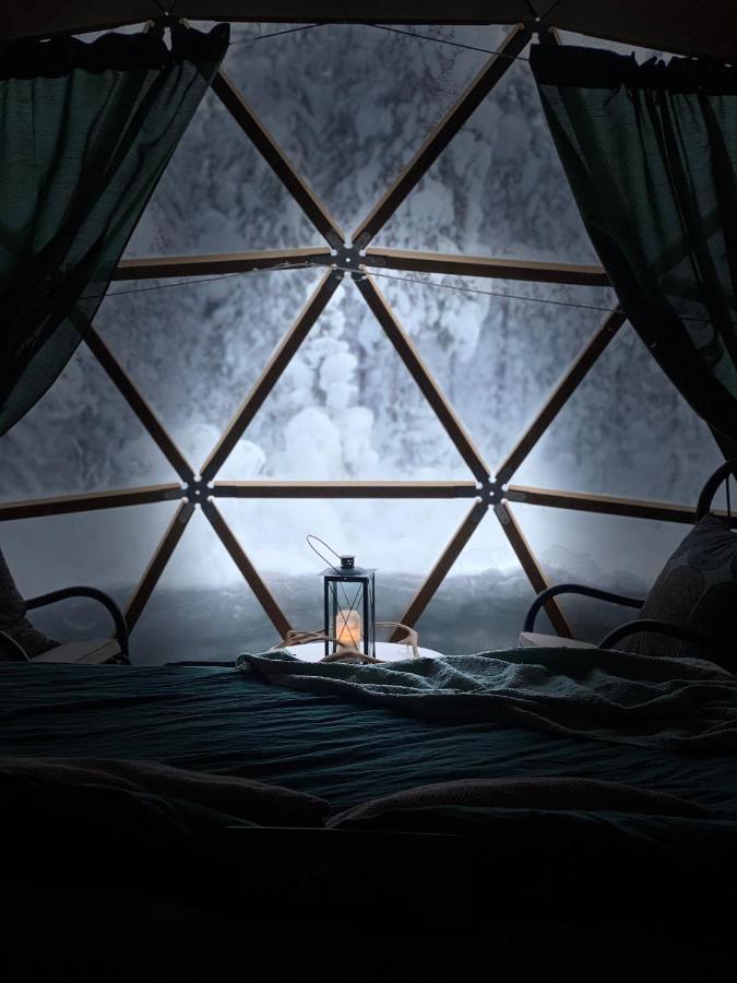 Aurora Igloo Fireplace-Heated Tents In A Secret Forest With Private Jacuzzi And Shared Sauna Bathroom And Dog Friendly Rovaniemi Exterior photo